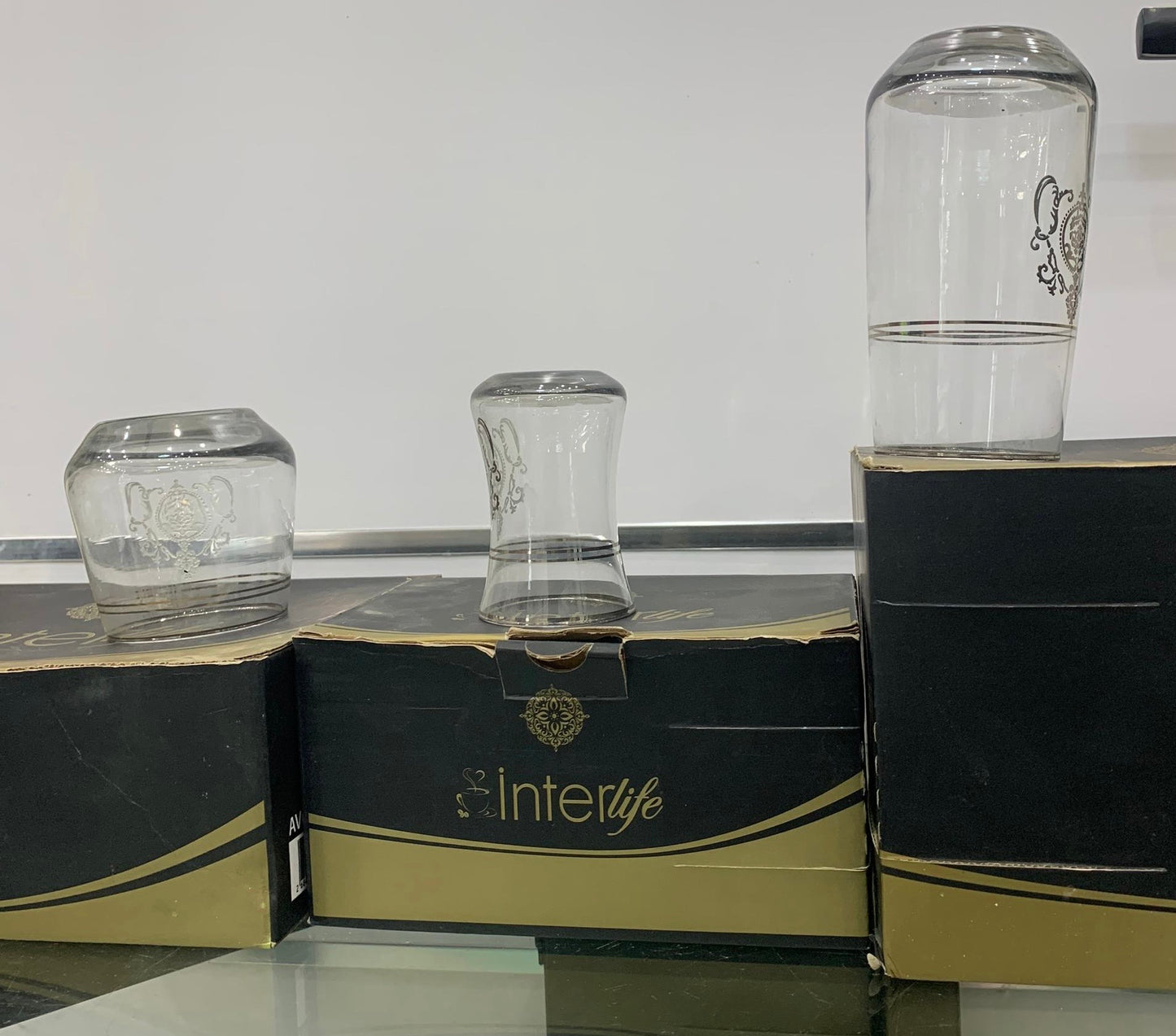 Set de Verres Interlife – Design Doré Élégant