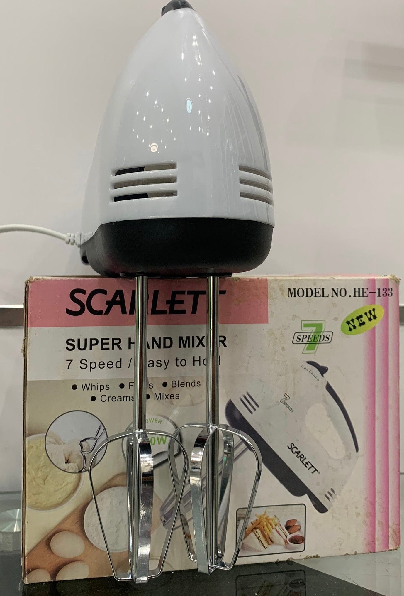 Batteur Électrique Scarlett – 7 Vitesses