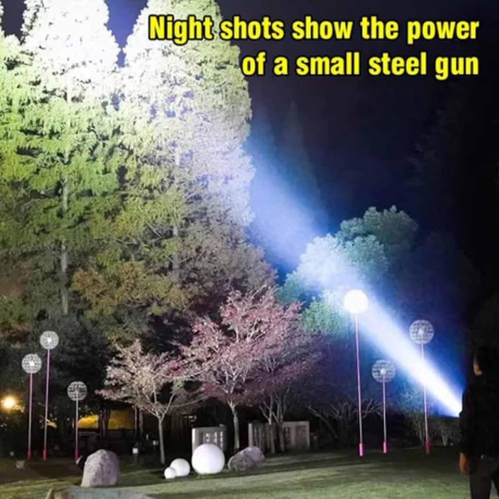 Mini lampe de poche allemande à trois yeux