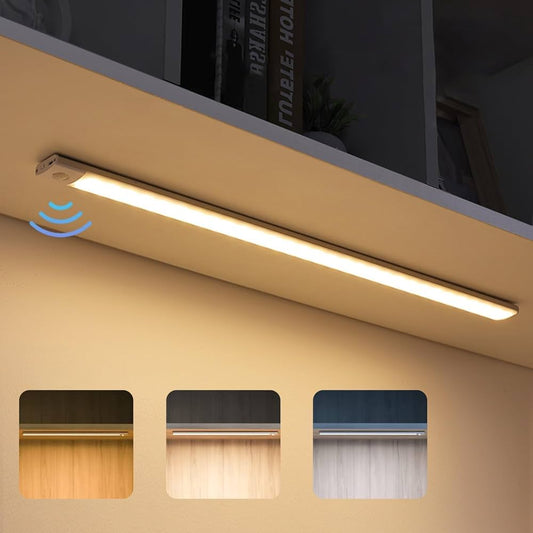 Lampe sous meuble