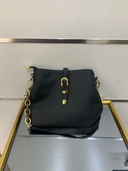 Sac à Bandoulière Élégant – Boucle Dorée & Chaîne Luxe