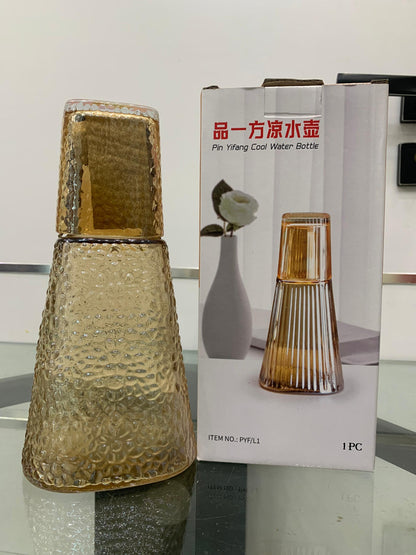 Carafe à eau de chevet avec gobelet en verre