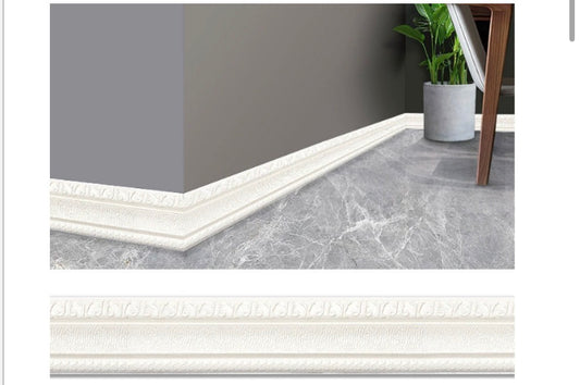 Moulure adhésive en mousse 2,3m x 8cm