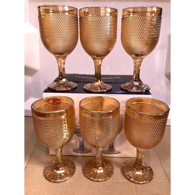 Set de 6 Verres à Pied Texturés – Ambre Doré