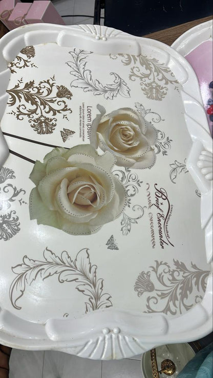 Plat décoratif